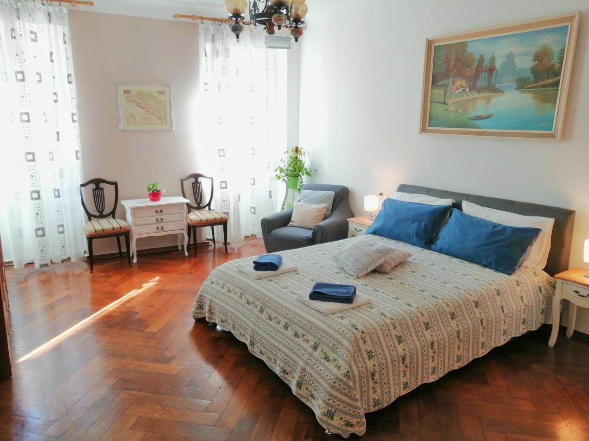 Guest House Barocco 로비니 외부 사진