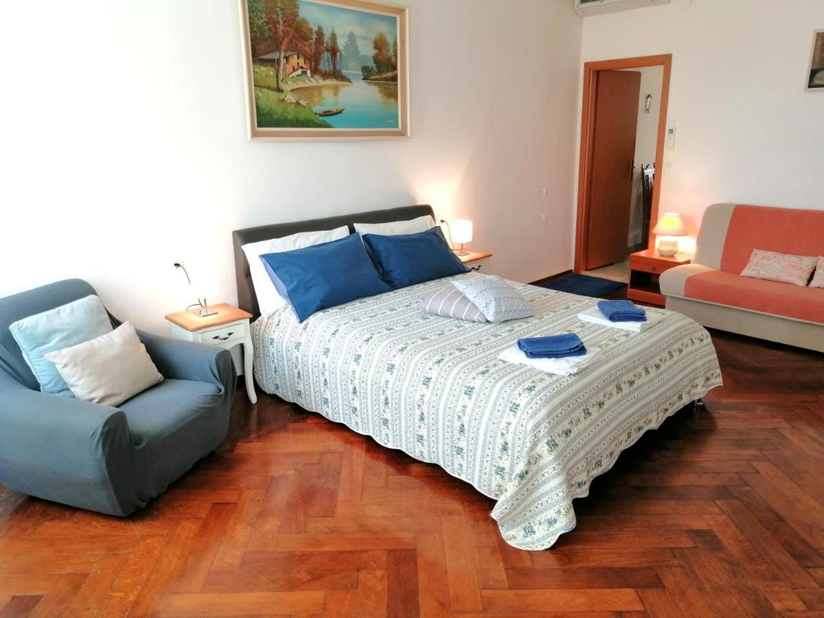 Guest House Barocco 로비니 외부 사진