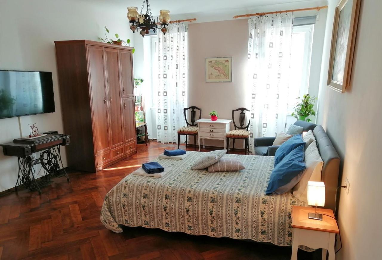 Guest House Barocco 로비니 외부 사진